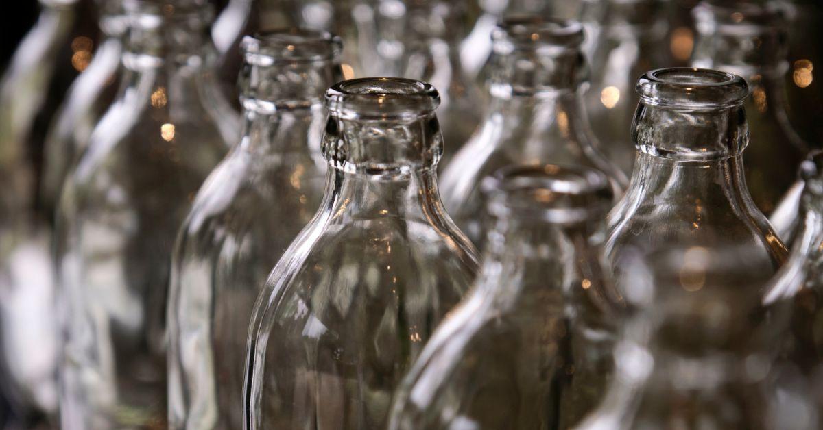 Glass Jars and Bottles: How Are They Made?
